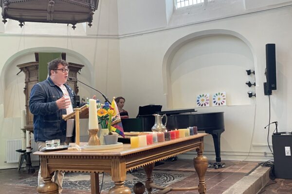 Regenboogviering